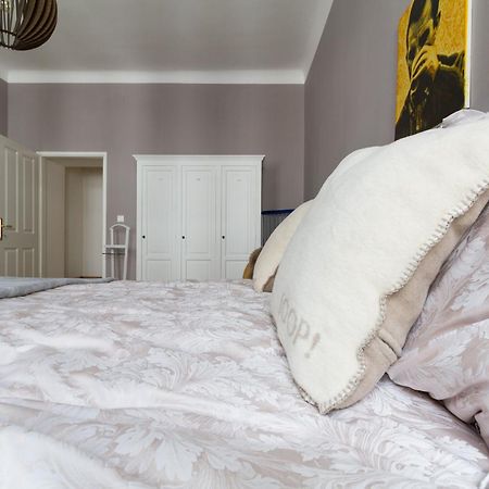Apartment Vienna Your Home Abroad Bagian luar foto