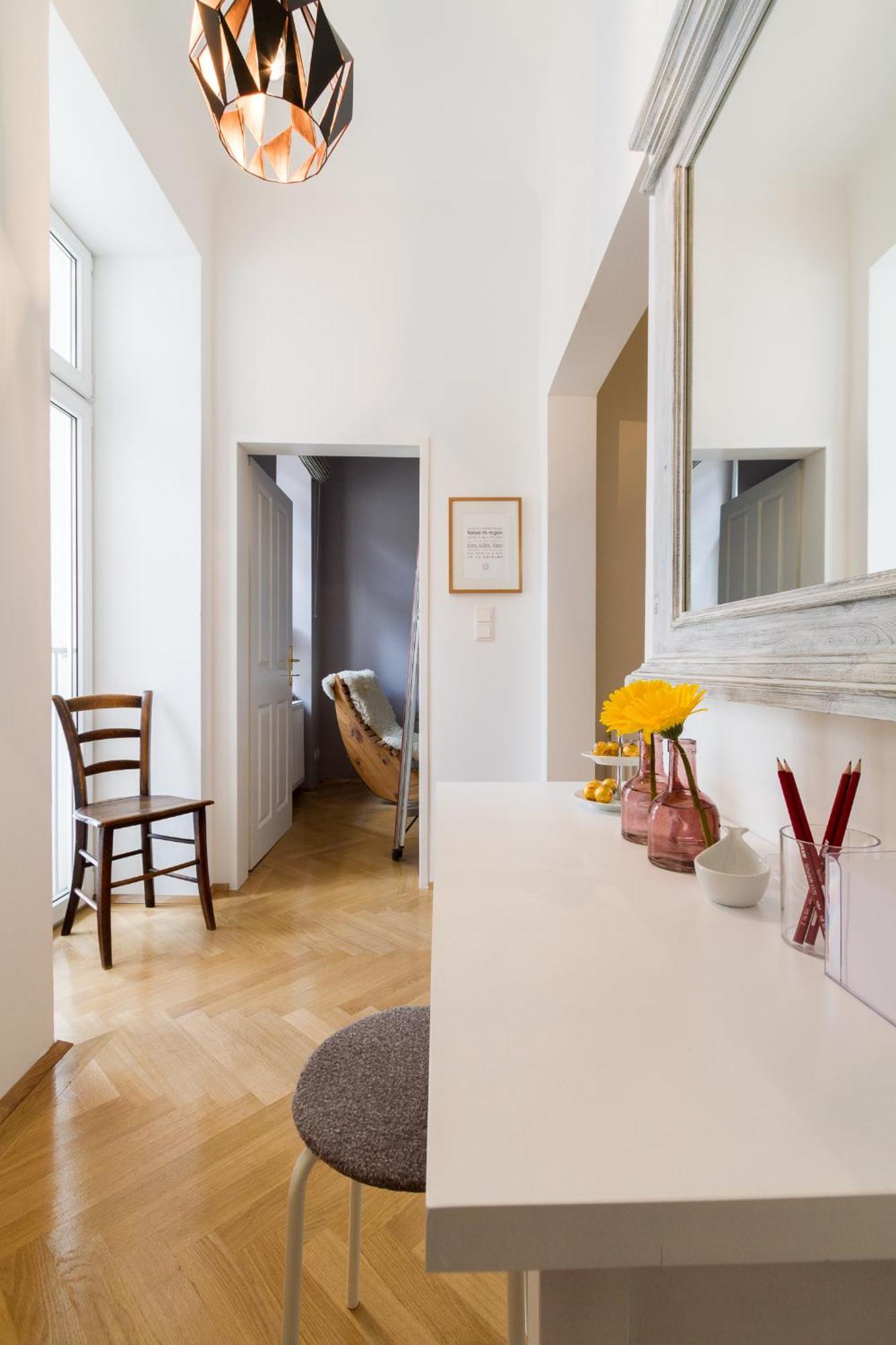 Apartment Vienna Your Home Abroad Bagian luar foto