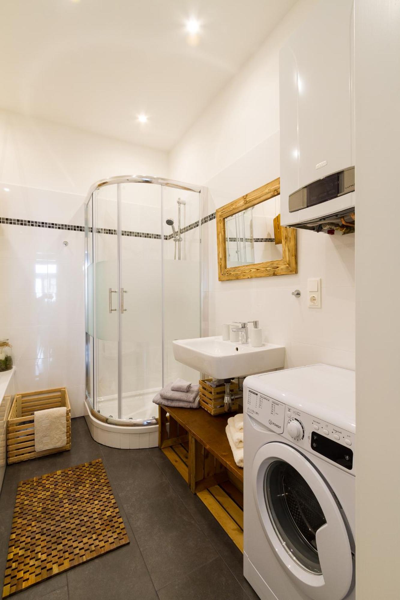Apartment Vienna Your Home Abroad Bagian luar foto